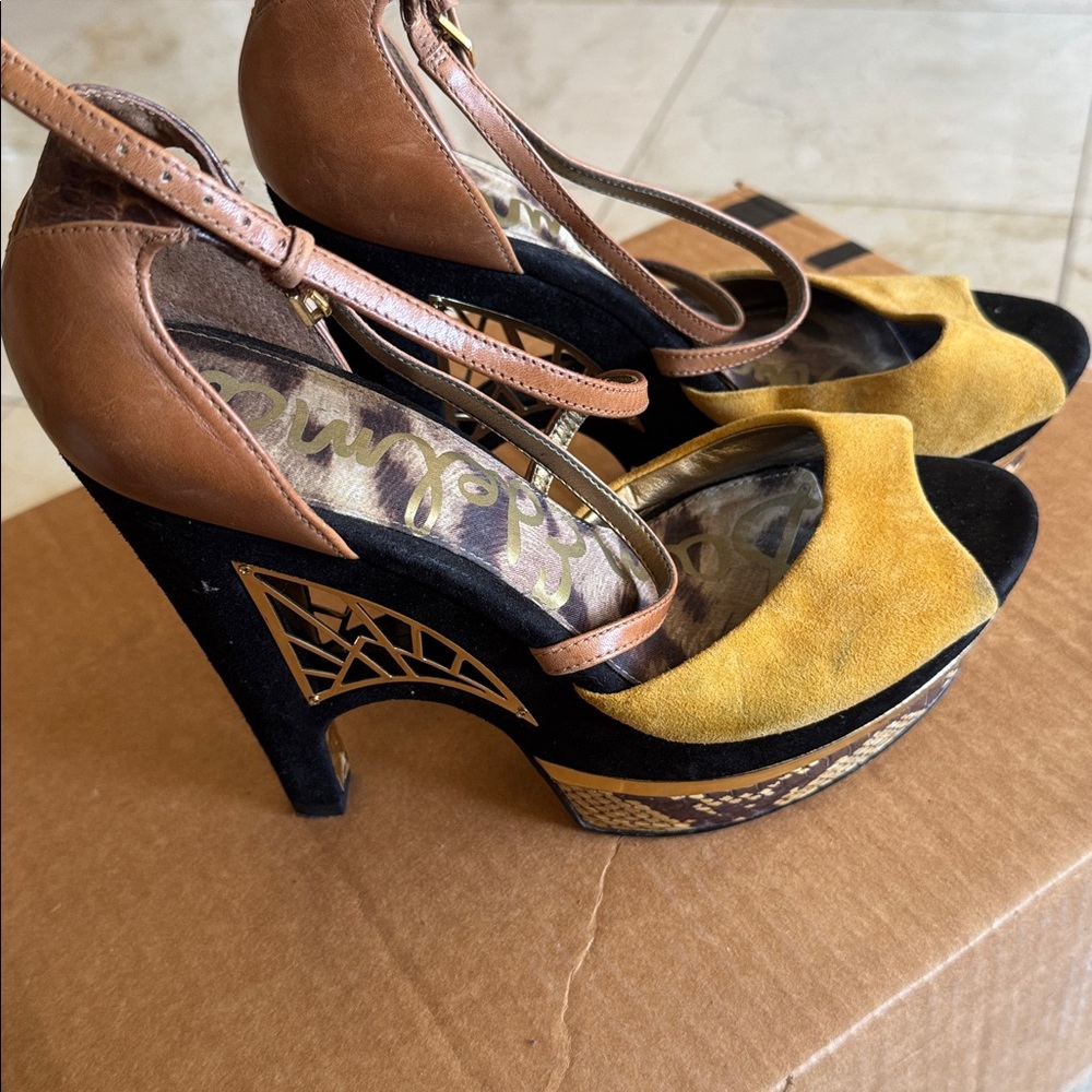 Sam Edelman “Tegan” Edgy Platform Heels 9